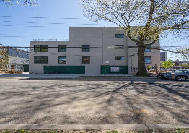 Photo 3 of Sale Pending at 3650 Bronxwood Ave, New York, NY 10469 | MLS# 856292 | Listing updated on 2026-07-27