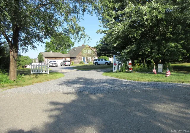 Photo 1 of Single family home for sale at 118 Overlook Dr, Aquebogue, NY 11931 | MLS# 856737 | Listing updated on 2026-05-05