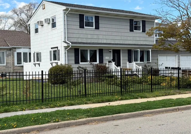 1st image of 1003 Washington St, Hempstead, NY 11510 | MLS# 856876