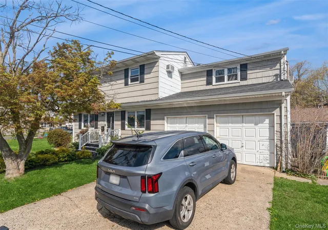 3rd image of 1003 Washington St, Hempstead, NY 11510 | MLS# 856876