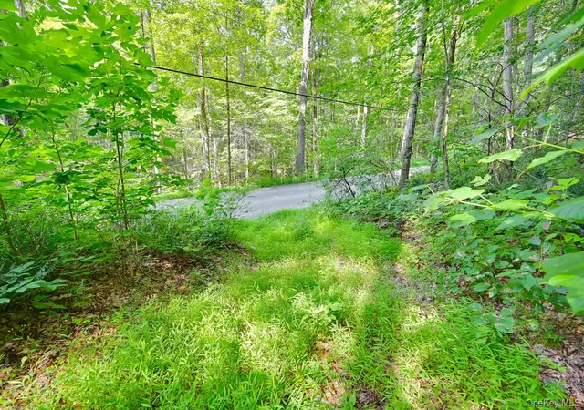 Photo 4 of Sale Pending at 34 Gordon Rd, Carmel, NY 10512 | MLS# 857084 | Listing updated on 2026-05-27