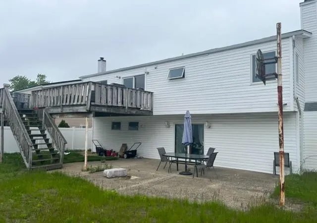 Single Family Residence at 2625 Riverside Dr, Wantagh, NY 11793 | MLS# 857211 | | Sold on 2025-06-05