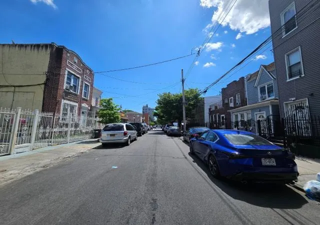4th image of 400 Linwood St, New York, NY 11208 | MLS# 858539