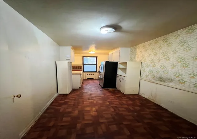 Photo 3 of Sale Pending at 745 E 231 Street #1F, Bronx, NY 10466 | MLS# 858706 | Listing updated on 2026-09-15
