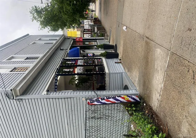 10th image of 354 Riverdale Ave, Yonkers, NY 10705 | MLS# 858889