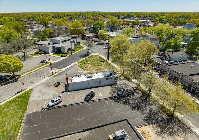 5th image of 57 Main St, Smithtown, NY 11754 | MLS# 859518
