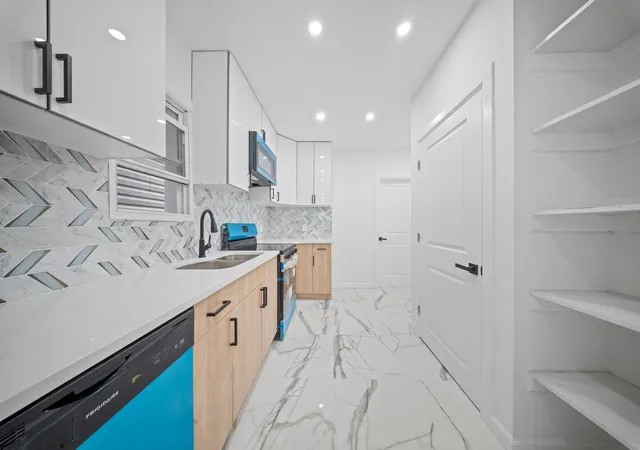 Photo 3 of Sale Pending at 3763 Barnes Ave, Bronx, NY 10467 | MLS# 859747 | Listing updated on 2026-05-08