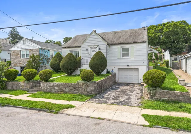 2nd image of 66 Murray Ave, Yonkers, NY 10704 | MLS# 859969