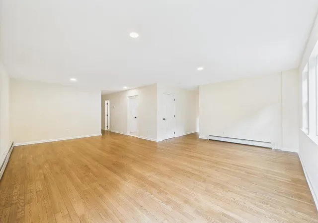 5th image of 349 E Main St, Centerport, NY 11721 | MLS# 860140