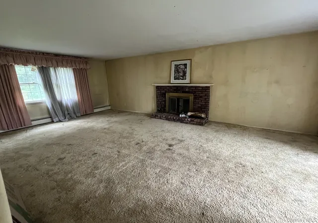4th image of 8 Bay Pl, Huntington, NY 11743 | MLS# 862753