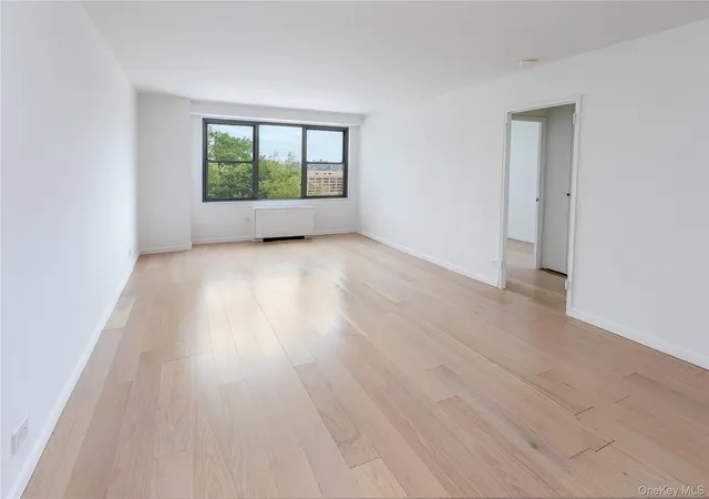 Photo 3 of Condo for sale at 2500 Johnson Ave #3B, New York, NY 10463 | MLS# 863483 | Listing updated on 2026-09-13