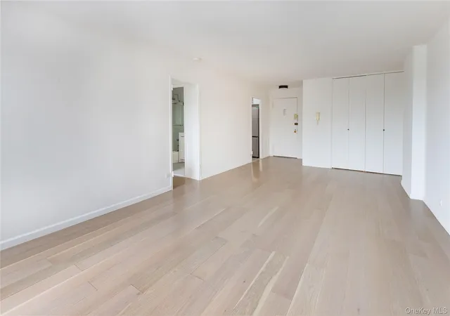 Photo 4 of House for sale at 2500 Johnson Ave #3B, New York, NY 10463 | MLS# 863483 | Listing updated on 2026-09-25