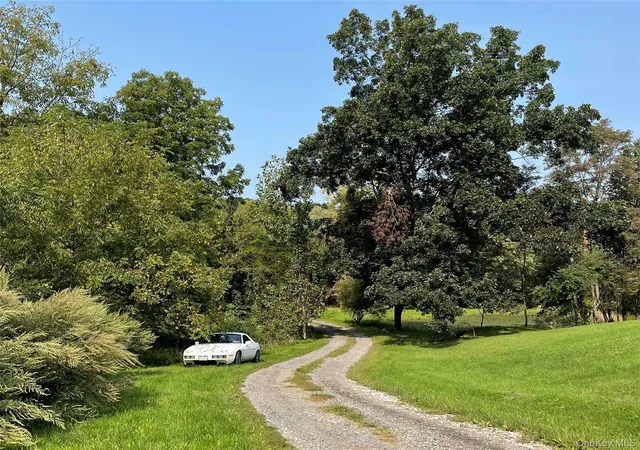 5th image of 24 Beck Rd, Poughkeepsie, NY 12601 | MLS# 864050