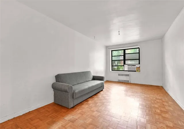 2nd image of 142 21 26th Ave #1A, Flushing, NY 11354 | MLS# 864593