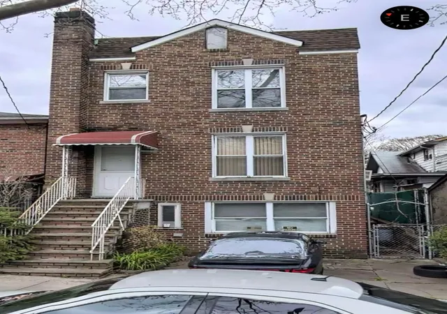 Photo 1 of Multi family home for sale at 3924 Duryea Ave, Bronx, NY 10466 | MLS# 864863 | Listing updated on 2026-04-24