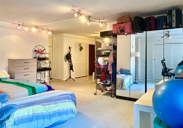 4th image of 142-05 Roosevelt Ave #301, Flushing, NY 11354 | MLS# 865074