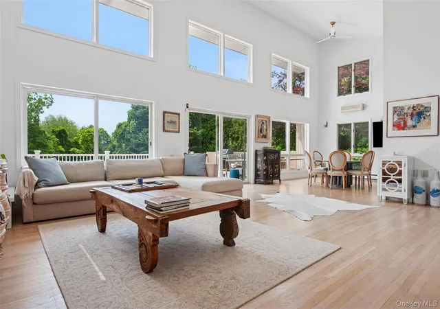 Photo 3 of Single family home for sale at 251 Sebonac Rd, Southampton, NY 11968 | MLS# 865275 | Listing updated on 2026-07-22