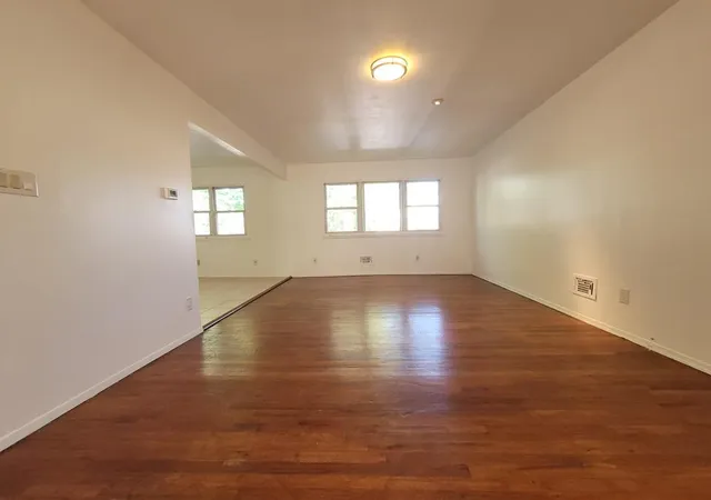 Photo 3 of Sale Pending at 14848 231st St, Springfield Gardens, NY 11413 | MLS# 866178 | Listing updated on 2025-11-25
