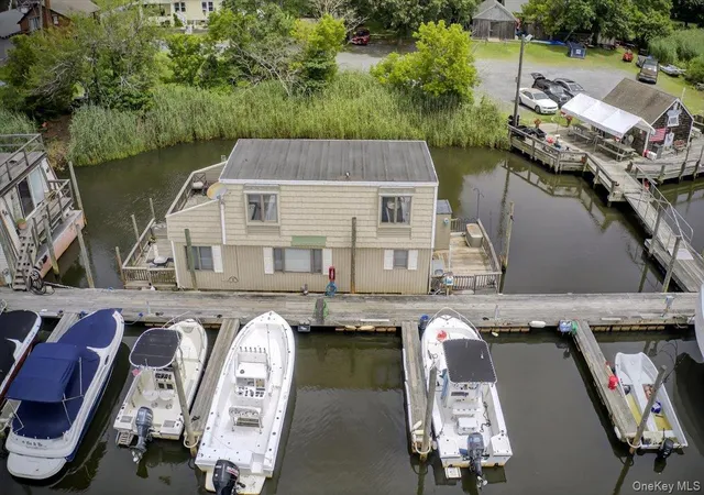 5th image of 149 C Riverside Dr, Riverhead, NY 11901 | MLS# 866307