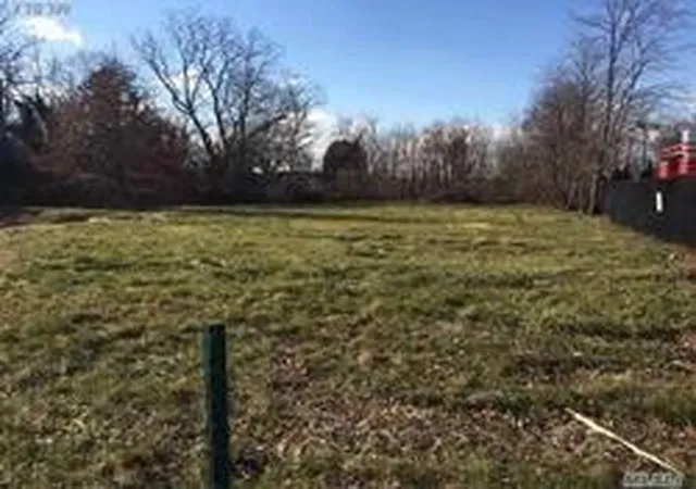 1st image of 770 N Broadway, Massapequa, NY 11758 | MLS# 868016