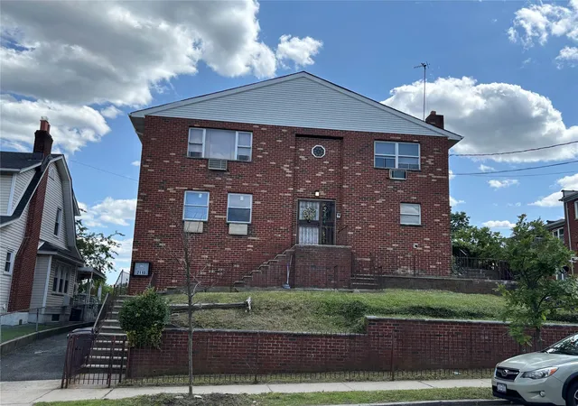 Photo 1 of Sale Pending at 2110 Light St, Bronx, NY 10466 | MLS# 868545 | Listing updated on 2025-09-04