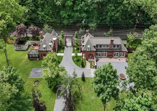 Single family home for sale at 22 Brookville Rd, Glen Head, NY 11545 | MLS# 868728 | Listing updated on 2026-02-13