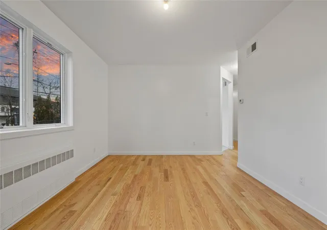 2nd image of 151 Blauvelt Rd, Ramapo, NY 10952