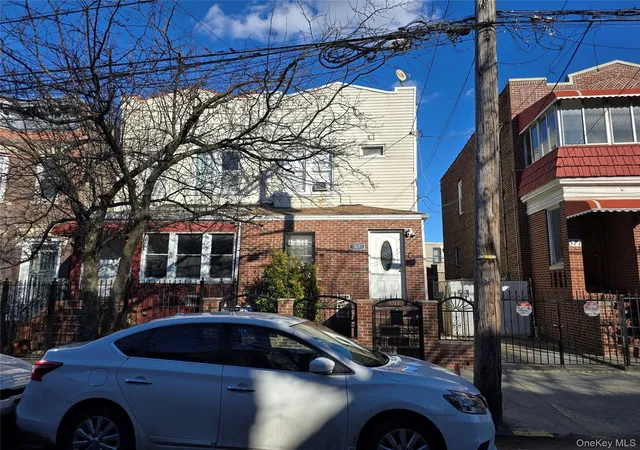Photo 1 of Sale Pending at 367 Lincoln Ave, Brooklyn, NY 11208 | MLS# 872423 | Listing updated on 2026-01-08