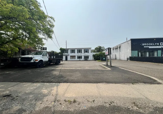 2nd image of 306 308 Route 109, Farmingdale, NY 11735 | MLS# 872467