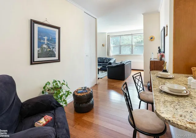 Photo 2 of Condo for sale at 555 Kappock St #2E, New York, NY 10463 | MLS# 872897 | Listing updated on 2026-09-30