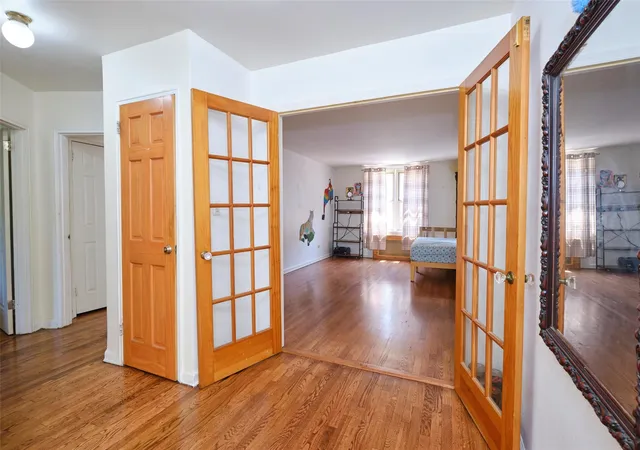 1st image of 67-25 Clyde St #2L, Forest Hills, NY 11375 | MLS# 874185