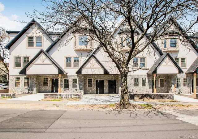 Homes for sale in Mount Vernon, NY | 65 W 2nd St #6, Mount Vernon, NY 10550 | MLS# 874425