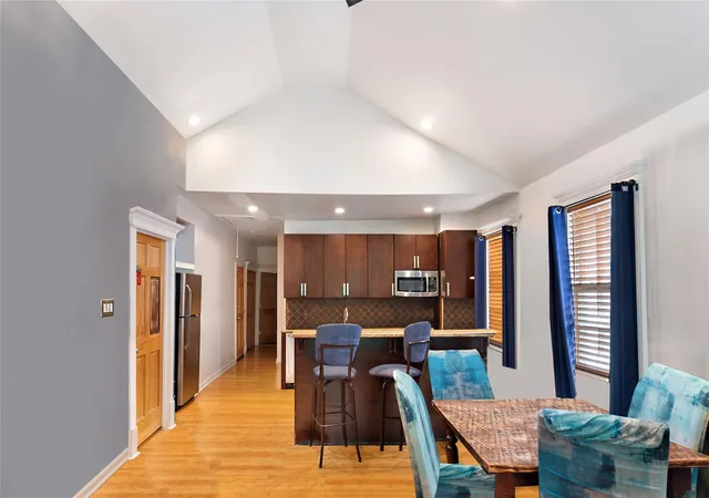 Listing Photo 4 - Condo for sale in building located at 4318 Edson Ave, Bronx, NY 10466