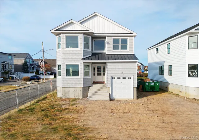 Photo 1 of Sale Pending at 101 Clocks Blvd, Massapequa, NY 11758 | MLS# 875005 | Listing updated on 2026-04-23