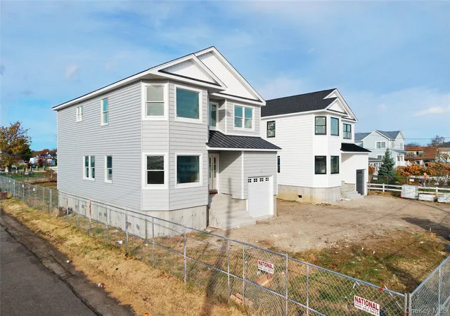 Photo 2 of Sale Pending at 101 Clocks Blvd, Massapequa, NY 11758 | MLS# 875005 | Listing updated on 2026-04-23