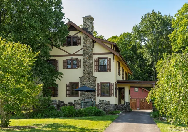 Single family home for sale at 8 Elmer Galloway Rd, Katonah, NY 10536 | MLS# 875011 | Listing updated on 2025-10-15