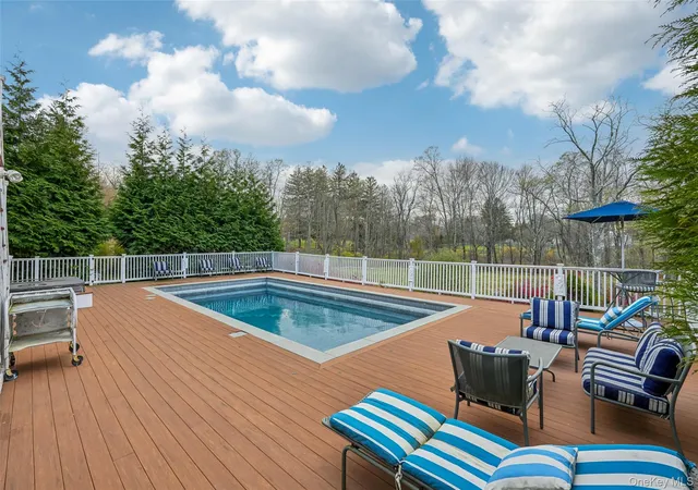 Photo 2 of Mansion for sale at 41 And 43 Meeting House Rd, Pawling, NY 12564 | MLS# 875119 | Listing updated on 2026-10-01