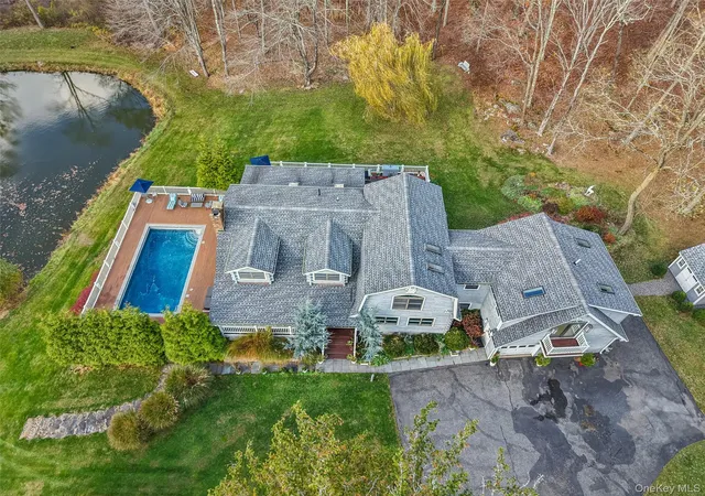 Photo 3 of Mansion for sale at 41 And 43 Meeting House Rd, Pawling, NY 12564 | MLS# 875119 | Listing updated on 2026-10-01