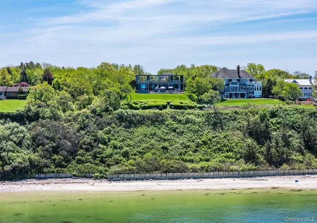 37th image of 470 Lloyds Ln, Mattituck, NY 11952 | MLS# 875189