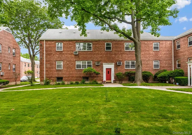 16th image of 81 29 156th Ave #4, Howard Beach, NY 11414 | MLS# 876415
