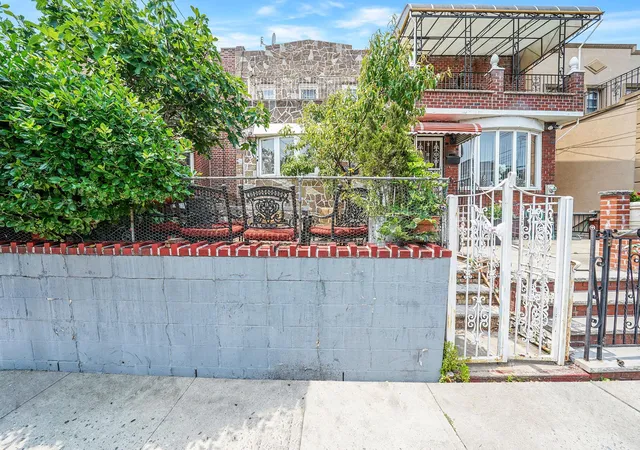 Photo 2 of Sale Pending at 2168 37th Street, Astoria, NY 11105 | MLS# 876743 | Listing updated on 2026-01-24