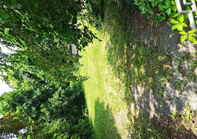 4th image of 105 Gray Ave, Medford, NY 11763 | MLS# 876877