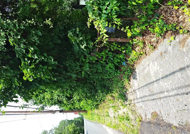 5th image of 105 Gray Ave, Medford, NY 11763 | MLS# 876877