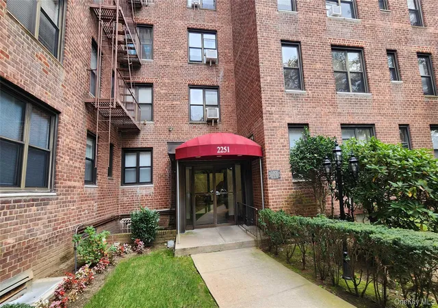 Condo for sale at 2251 Plumb 1st St #6B, Brooklyn, NY 11229 | MLS# 876922