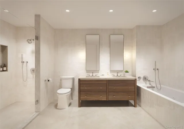 3rd image of 30-55 Vernon Blvd #7I, New York, NY 11102 | MLS# 877042