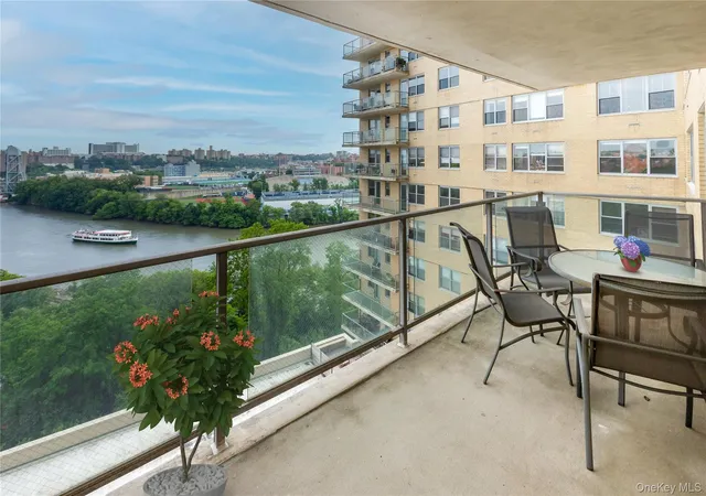 Photo 2 of Condo for sale at 2500 Johnson Ave #7S, New York, NY 10463 | MLS# 878022 | Listing updated on 2026-09-30