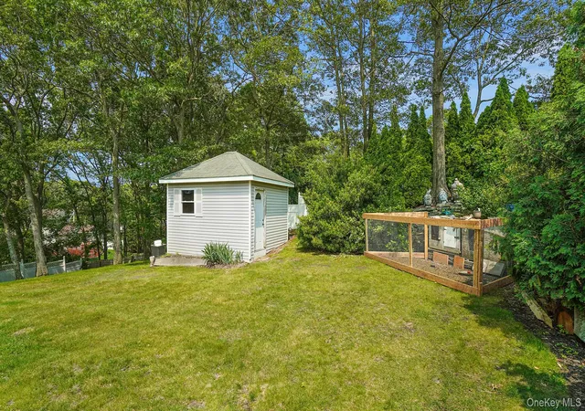 3rd image of 59 Lidge Dr, Brookhaven, NY 11738 | MLS# 878115