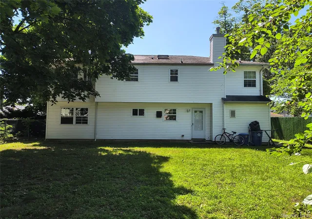 3rd image of 1056 E Arthur St, Hempstead, NY 11553 | MLS# 878344