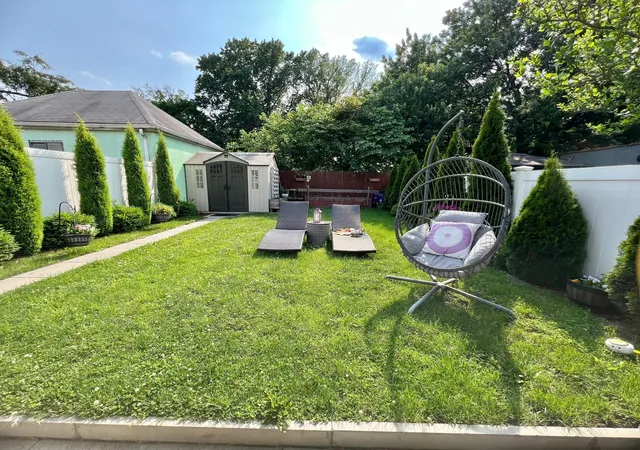 Photo 3 of Sale Pending at 57 16 66 Street, Maspeth, NY 11378 | MLS# 878359 | Listing updated on 2025-11-28