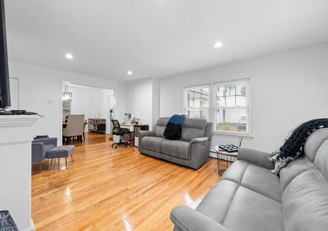 Photo 3 of Sale Pending at 17 Sachem St, East Rockaway, NY 11518 | MLS# 878515 | Listing updated on 2025-11-26